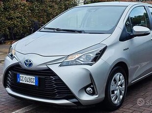 Toyota Yaris 1.5 Hybrid 5 porte Active