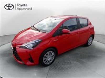 Toyota Yaris 1.5 Hybrid 5 porte Cool del 2020 usata a Piacenza