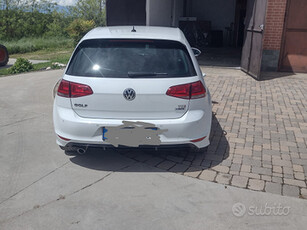 Vendo Golf 7 r-line