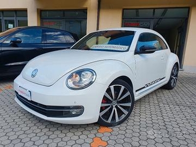 Volkswagen Maggiolino 2.0 Sport DSG 200cv