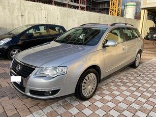 VOLKSWAGEN Passat 2.0 TDI DPF Var. Comfortline