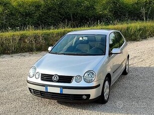 Volkswagen Polo 1.4 75cv - 2004