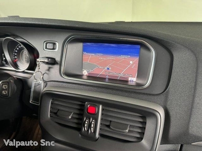 VOLVO V40 CROSS COUNTRY D2 Geartronic Kinetic