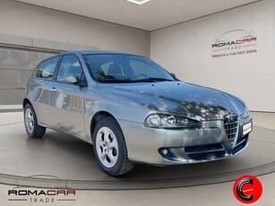 ALFA ROMEO 147 1.6 16V TS (105) 3 porte Distinctive Benzina