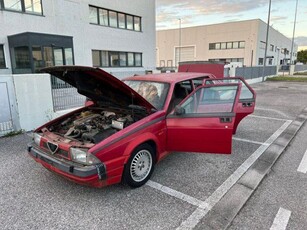 ALFA ROMEO 75 1.8i turbo America Benzina