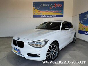 BMW 118 d 5p. Urban Diesel