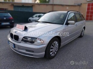 BMW 320 Serie 3 d turbodiesel cat Touring Benzina