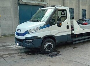 IVECO Daily carroattrezzi 70 Metano