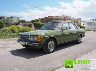 MERCEDES-BENZ 240 D W123 Diesel