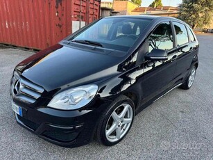 MERCEDES-BENZ B 180 b CDI Premium Benzina