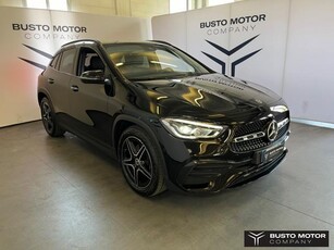 MERCEDES-BENZ GLA 180 Automatic Premium Benzina