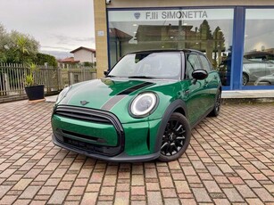 MINI Cooper 1.5 TWINPOWER TURBO Essential 5 porte - AZIENDALE Benzina