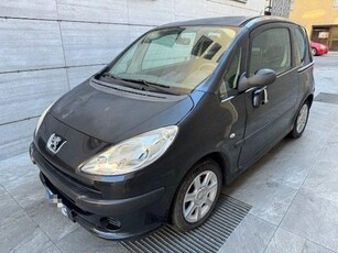 PEUGEOT 1007 1.4 Trendy Benzina