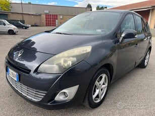 RENAULT Scenic 1.5 dCi 110CV Confort Benzina