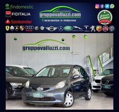 TOYOTA Aygo 1.0 12V 68CV 5porte Climatizzatore *NEOPATENTATI* Benzina