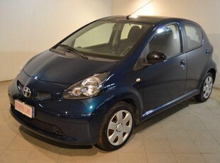 TOYOTA Aygo 1.0 12V VVT-i 5 porte neopatentati. Benzina