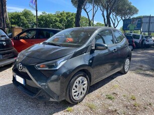 TOYOTA Aygo 1.0cc X-PLAY 72cv SAFETYPACK TELECAM BLUETOOTH Benzina