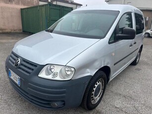 VOLKSWAGEN Caddy benzina Benzina