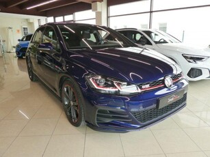 VOLKSWAGEN Golf GTI 2.0 TSI 245 Cv Performance DSG - Tetto, Alcantara Benzina