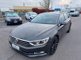 VOLKSWAGEN Passat Variant 1.6 TDI SCR DSG Business BMT Diesel