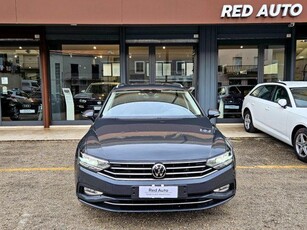 VOLKSWAGEN Passat Variant 2.0 TDI SCR EVO DSG Business RedAuto Diesel