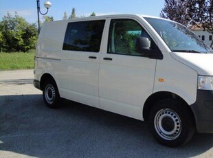 VOLKSWAGEN Transporter 2.5 TDI/130 Kombi 6 Posti Autocarro Diesel