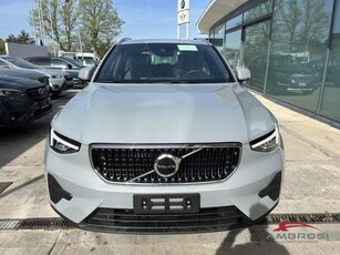 VOLVO XC40 T2 Automatico Micro hybrid Benzina Core Elettrica/Benzina