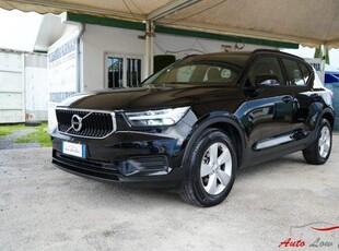 VOLVO XC40 T2 Momentum Core Benzina