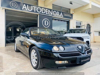 Usato 1999 Alfa Romeo Spider 2.0 Benzin 201 CV (11.490 €)