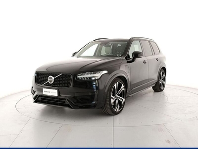 Usato 2022 Volvo XC90 2.0 El 310 CV (68.441 €)