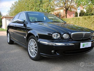 JAGUAR X-Type 2.2 D Executive 