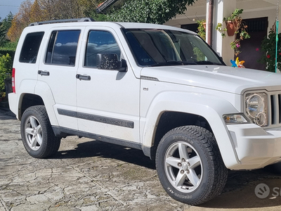 Jeep Cherokee kk 2.8 crd 200cv dpf Sport