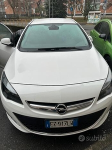 Opel Astra sport tourer CDTI 1.6 cosmo SW