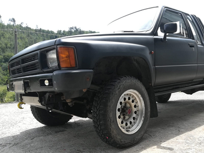 Toyota Hilux pickup iscritto ASI