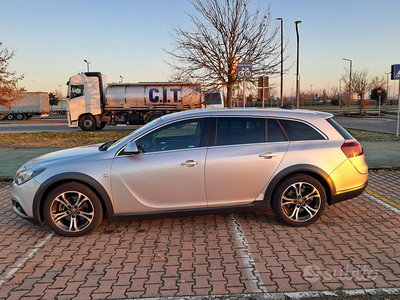 Vendo Opel Insigna sport tourer sw 2.0