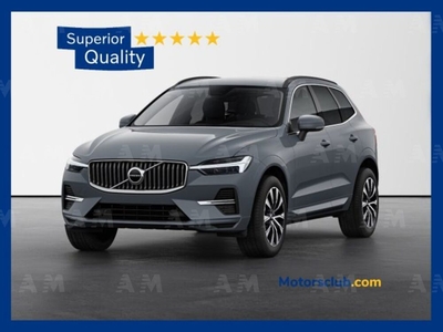 Volvo XC60 B4 Geartronic Momentum nuovo