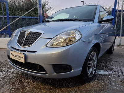 Lancia Ypsilon 1.3 MJT