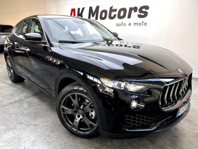 MASERATI Levante V6 AWD Benzina