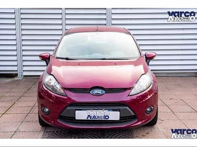 Ford Fiesta 5p 1.2 16v + 82cv da V.A.R.C.O. .