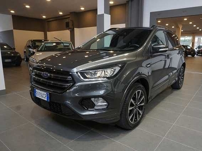 Ford Kuga 2ª serie 1.5 EcoBoost 120 CV S&S 2WD ST-Line da Stracciari .