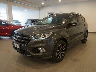 Ford Kuga 2ª serie 1.5 TDCI 120 CV S&S 2WD ST-Line da Stracciari .