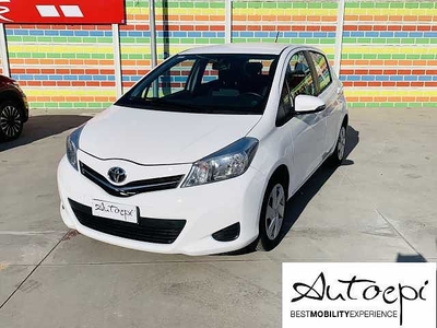 Toyota Yaris 3ª serie 1.0 69 CV 5 porte Lounge da AUTOSTORE ABRUZZO SRL