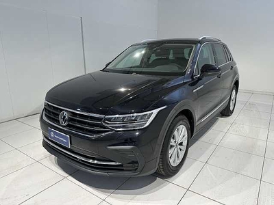 Volkswagen Tiguan 2ª serie 2.0 TDI SCR Life da SWA PLUS S.R.L.