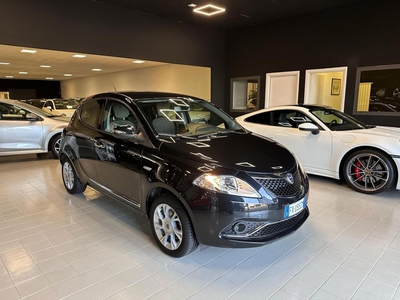 Lancia Ypsilon 1.2 69 CV