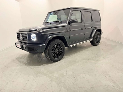 Mercedes-Benz G 400 243 kW