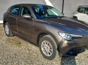 Alfa Romeo Stelvio 2.2 t Sprint Q4 210cv auto usato