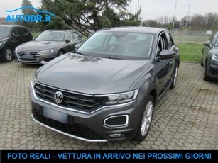 VOLKSWAGEN T-Roc 1.6 TDI Advanced Fari LED Virtual Pelle Navi KM CE Diesel