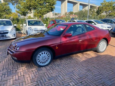 Usato 1996 Alfa Romeo GTV 2.0 Benzin 201 CV (17.500 €)