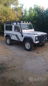 Venduto Land Rover Defender 90 1998 A. - auto usate in vendita