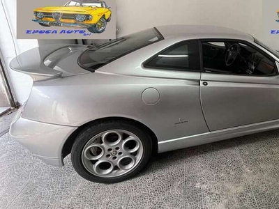 Usato 2001 Alfa Romeo GTV 2.0 Benzin 150 CV (14.900 €)